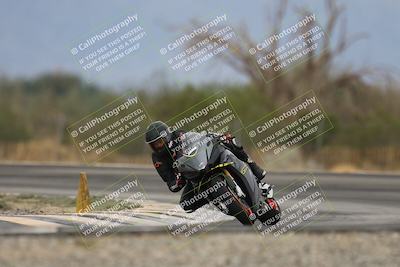 media/Nov-15-2025-Race Pace (Sat) [[8de605a2d8]]/Verified Riders/Turn 3 (925am)/